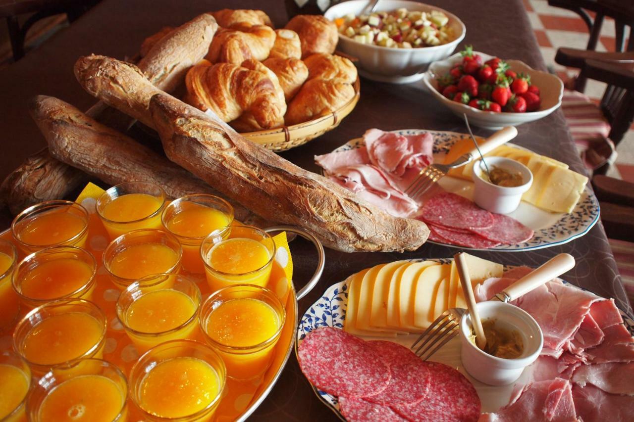 Le Couvent De Neuviale Bed & Breakfast Parisot  Luaran gambar