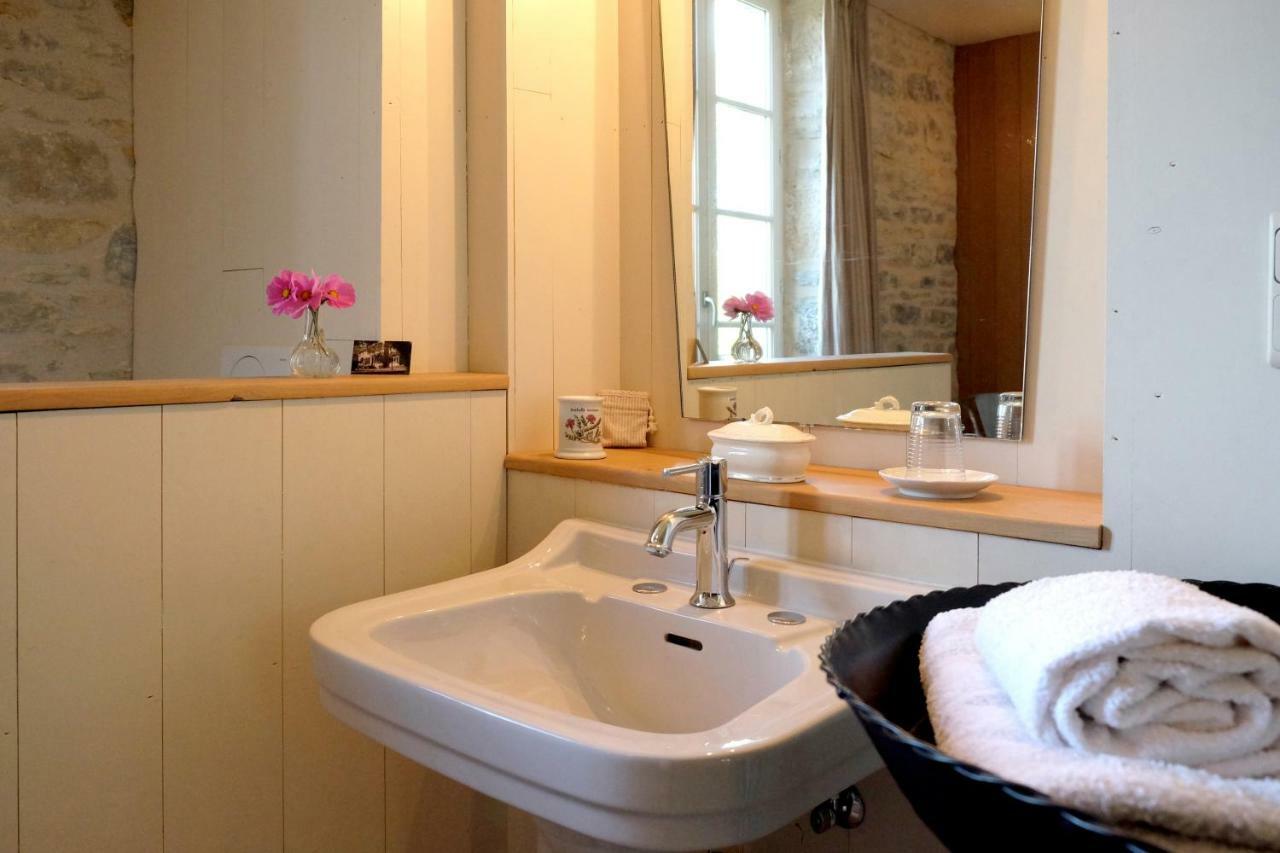 Le Couvent De Neuviale Bed & Breakfast Parisot  Luaran gambar