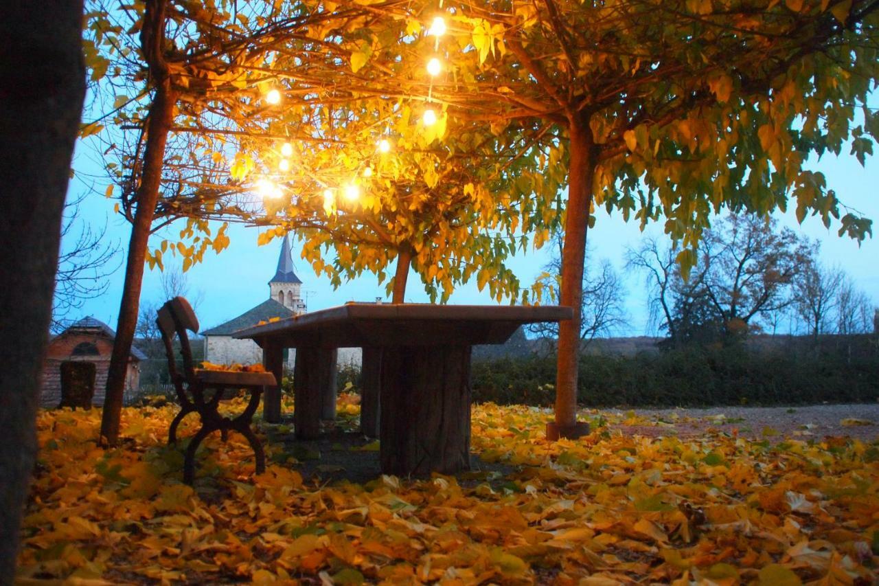 Le Couvent De Neuviale Bed & Breakfast Parisot  Luaran gambar