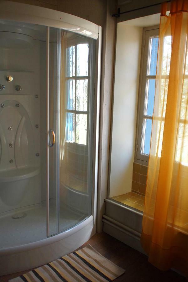 Le Couvent De Neuviale Bed & Breakfast Parisot  Luaran gambar