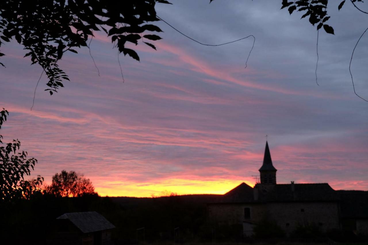 Le Couvent De Neuviale Bed & Breakfast Parisot  Luaran gambar